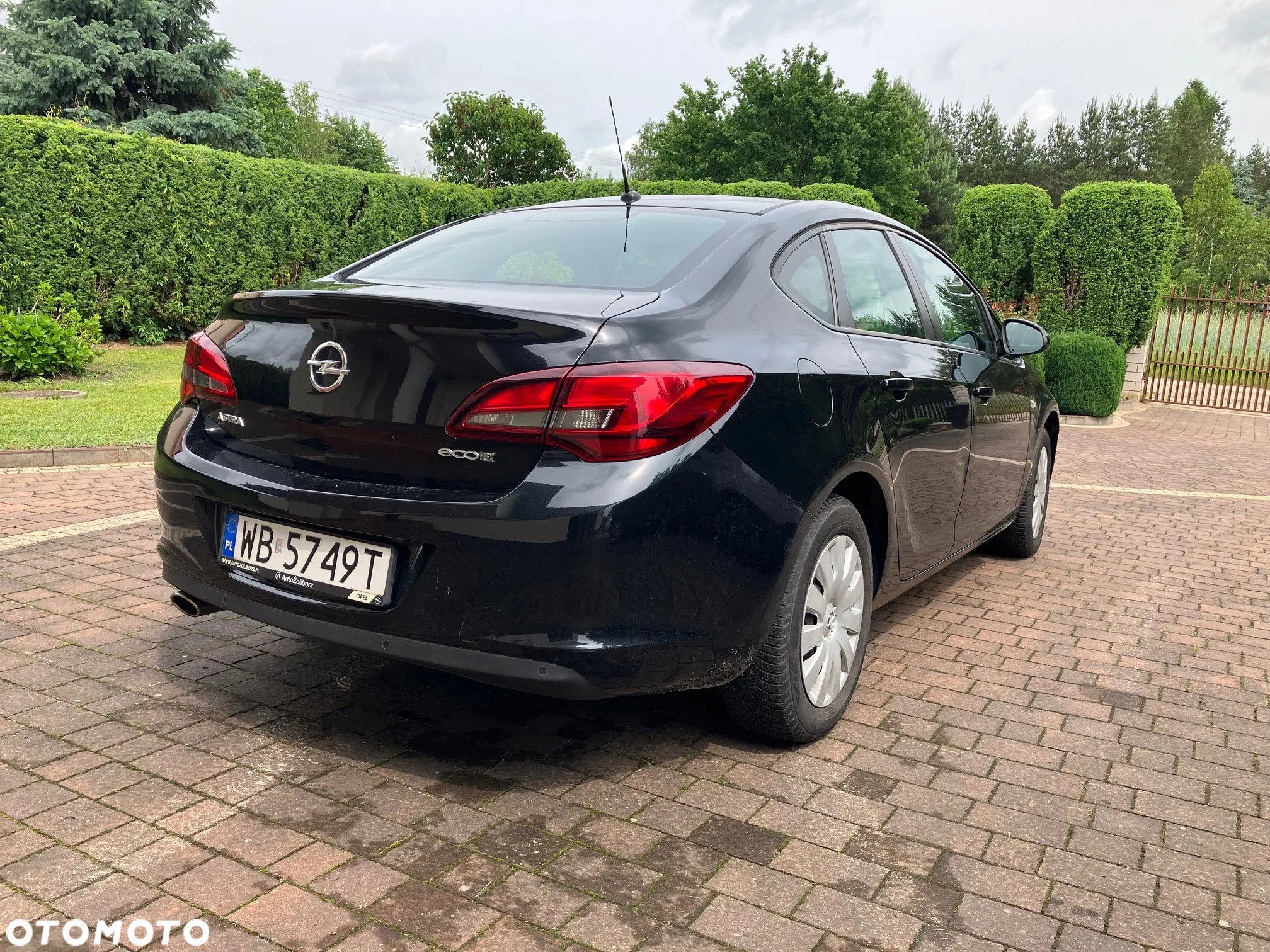 Opel Astra IV 1.4 T EU6 - 4