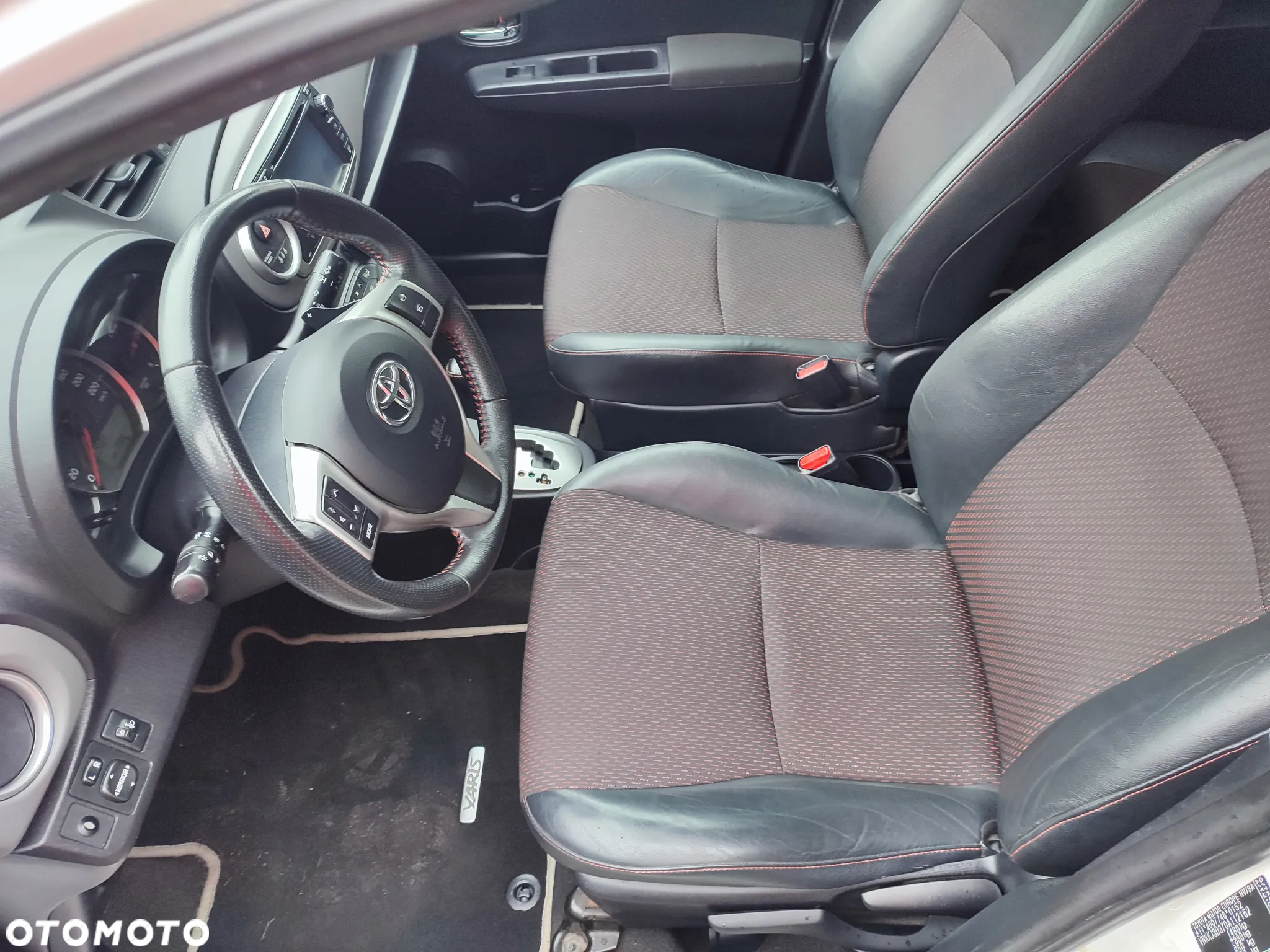 Toyota Yaris - 6