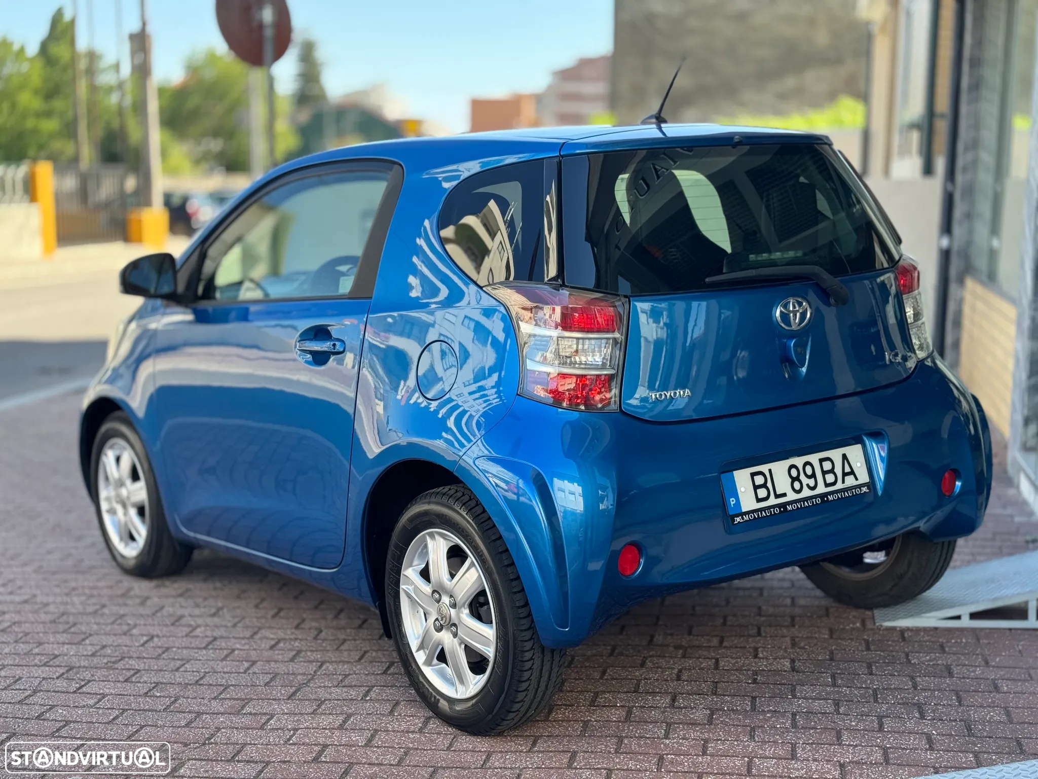 Toyota iQ 1.0 VVT-i 2 MultiDrive EP - 3