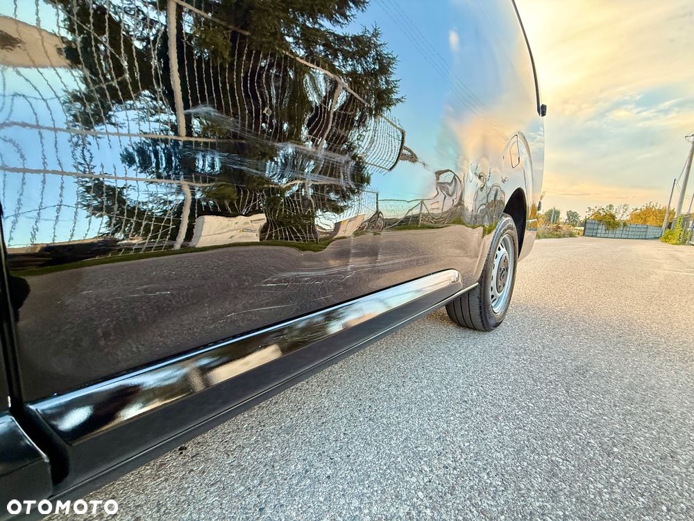 Opel Vivaro - 17