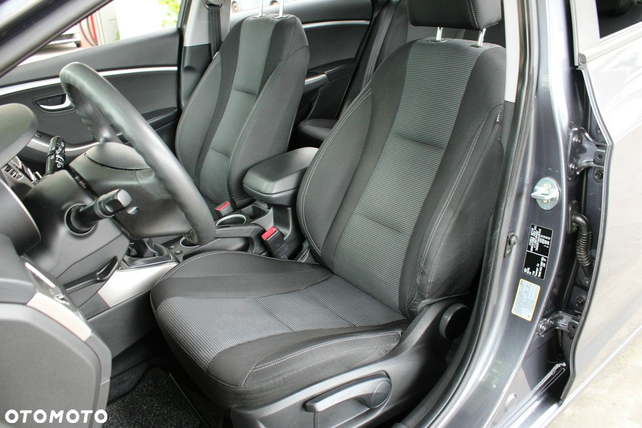 Hyundai i30 - 11