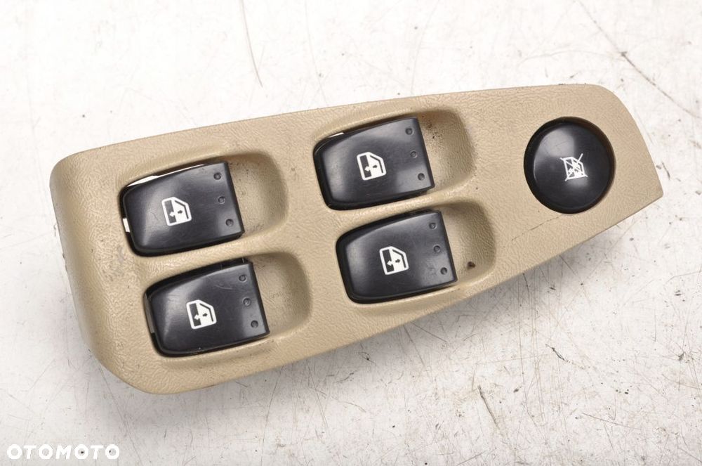 BRILLIANCE BS6 PANEL PRZEŁĄCZNIK SZYB 03194000 - 1