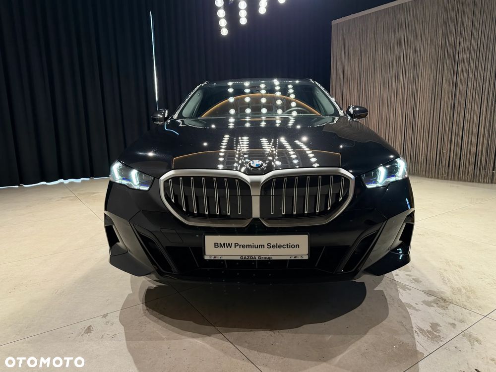 BMW Seria 5 540d xDrive - 2