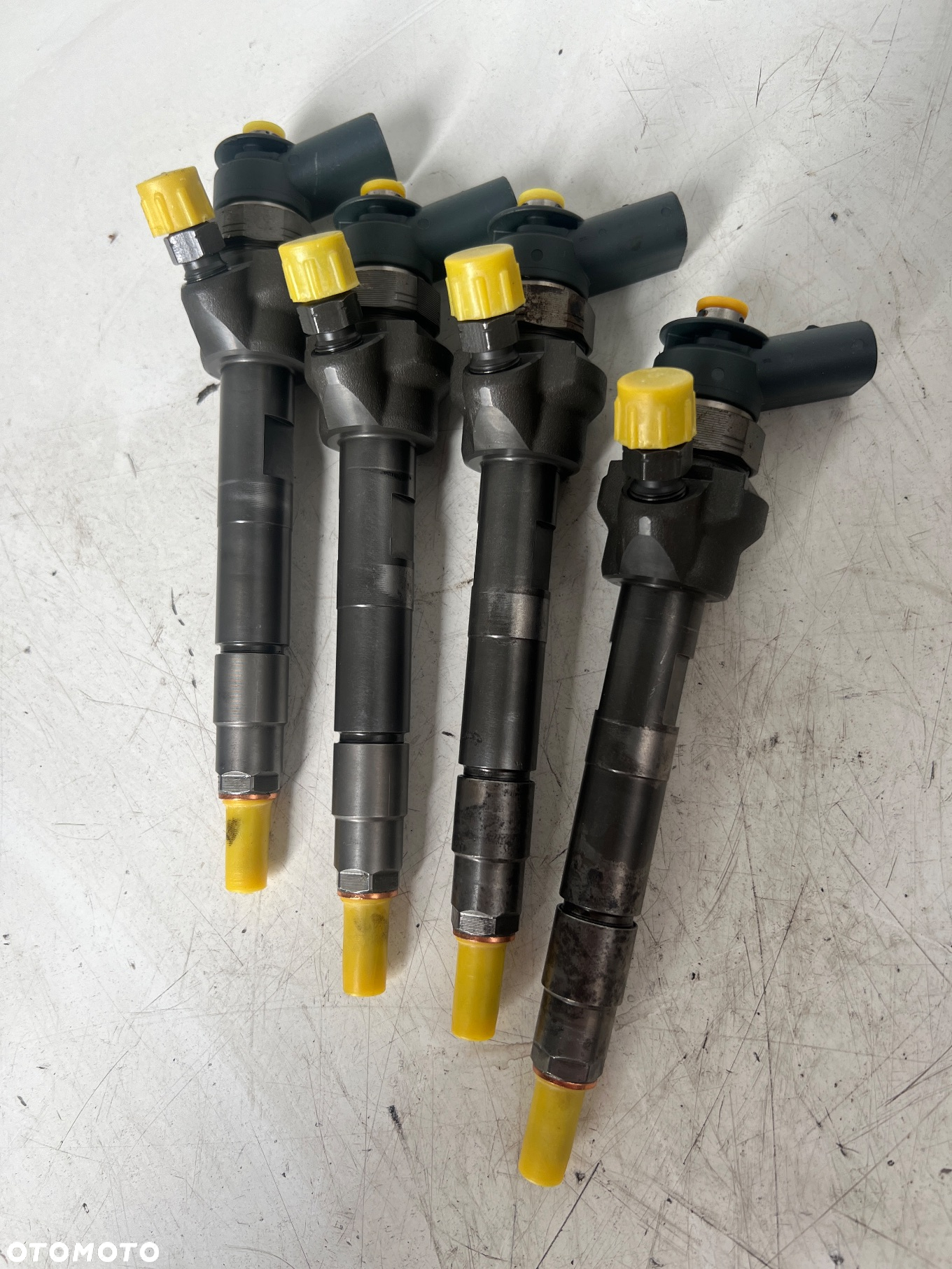 Wtryskiwacze wtryski bosch Bmw 7798446 0445110601 - 2