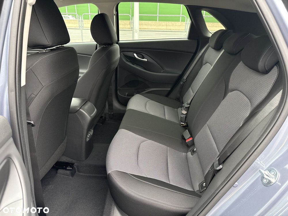 Hyundai i30 1.6 T-GDI Modern DCT - 16