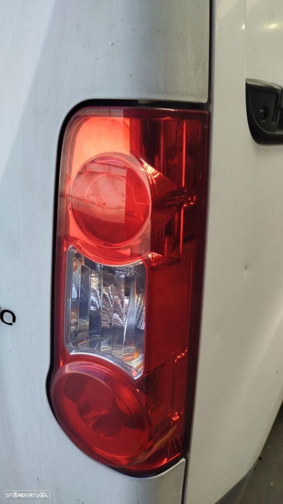 Farolim direito CITROËN Berlingo (B9) - 1