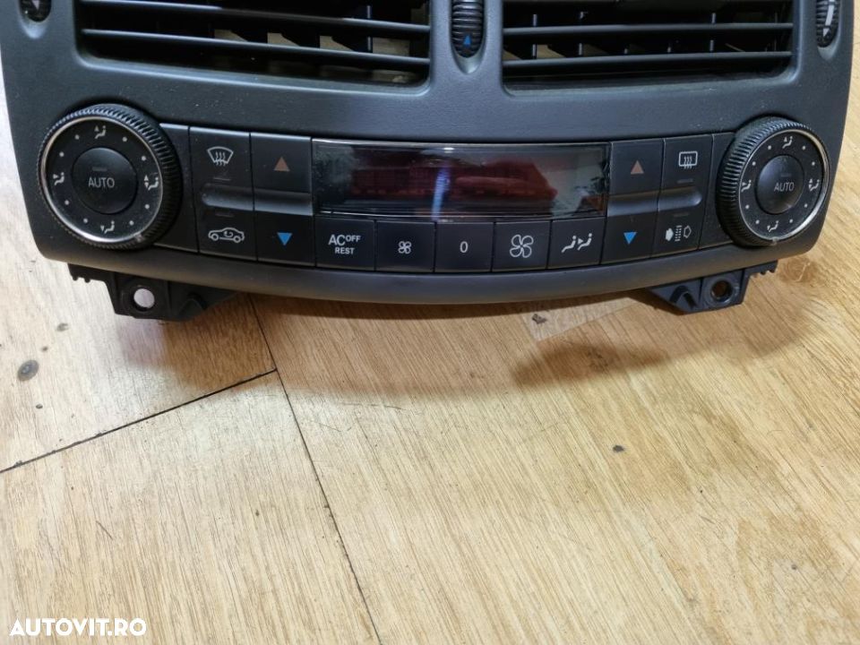 climatronic digital mercedes e class w211 an 2002-2009 - 1