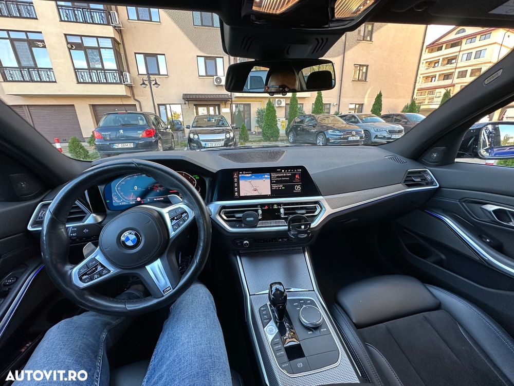 BMW Seria 3 320i xDrive AT - 10