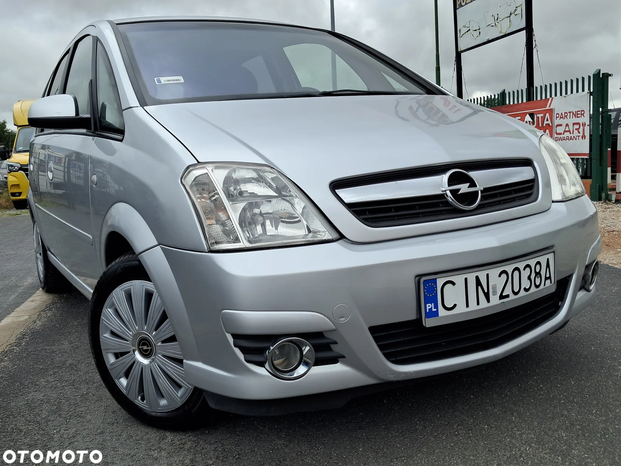 Opel Meriva 1.6 16V Cosmo - 2