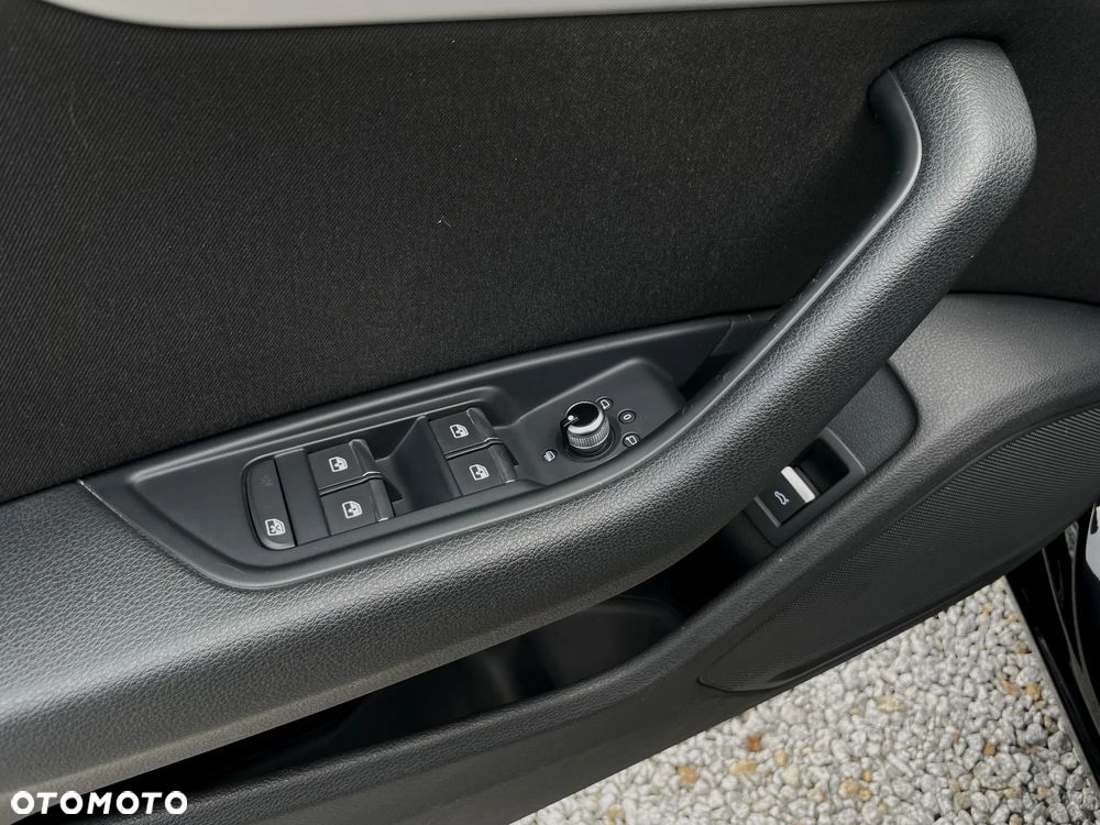 Audi A4 Avant 2.0 TDI design - 34