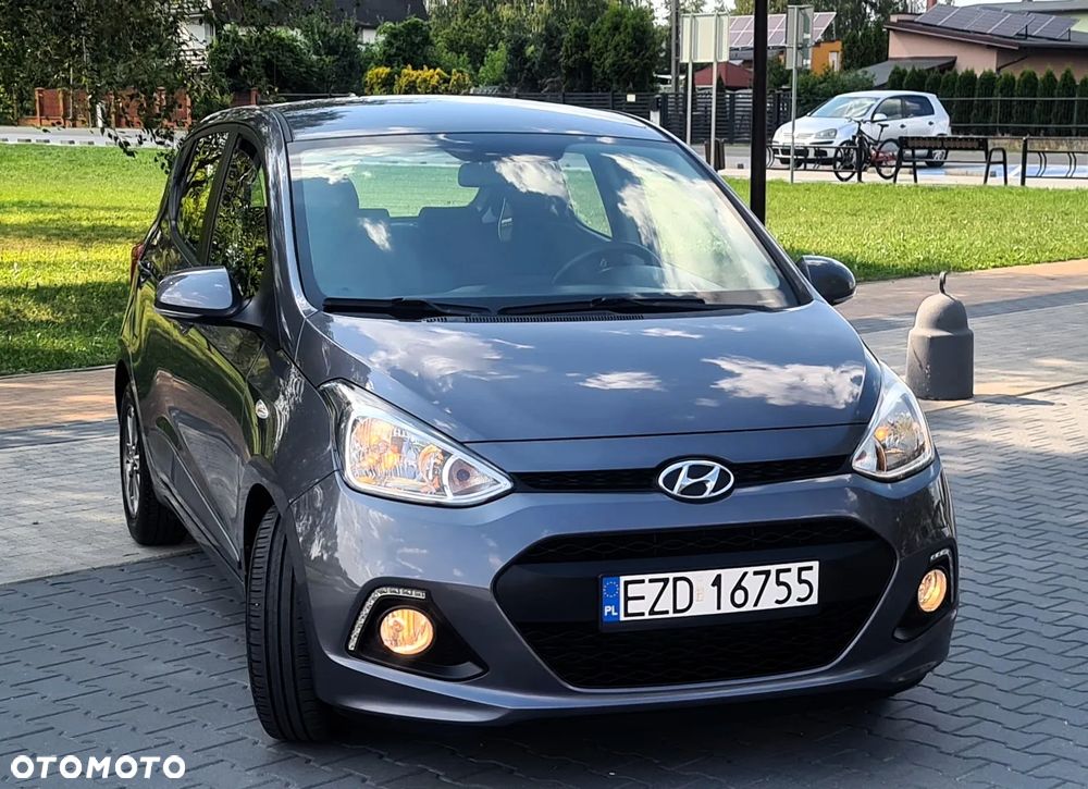 Hyundai i10 1.0 Premium - 17