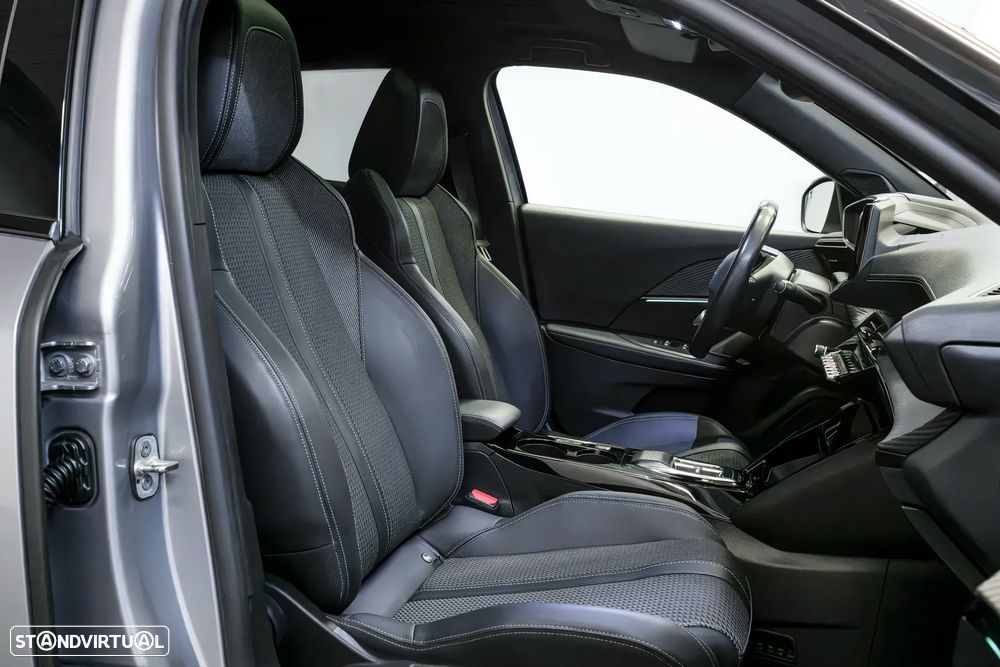 Peugeot e-2008 GT - 22