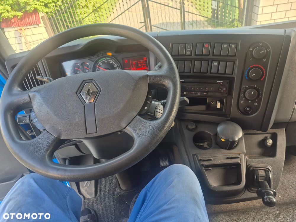 Renault D 12 - 11