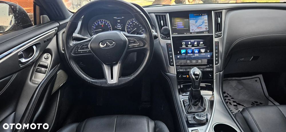 Infiniti Q60 - 13