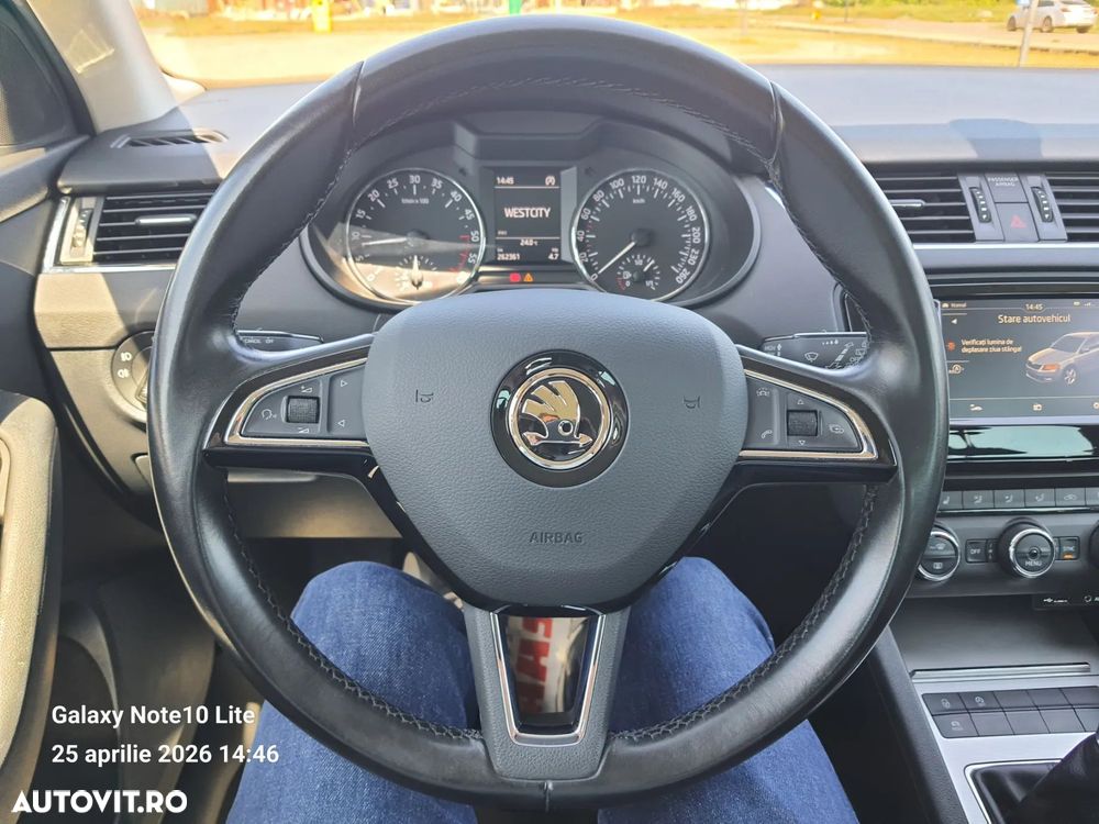 Skoda Octavia 2.0 TDI Style - 13