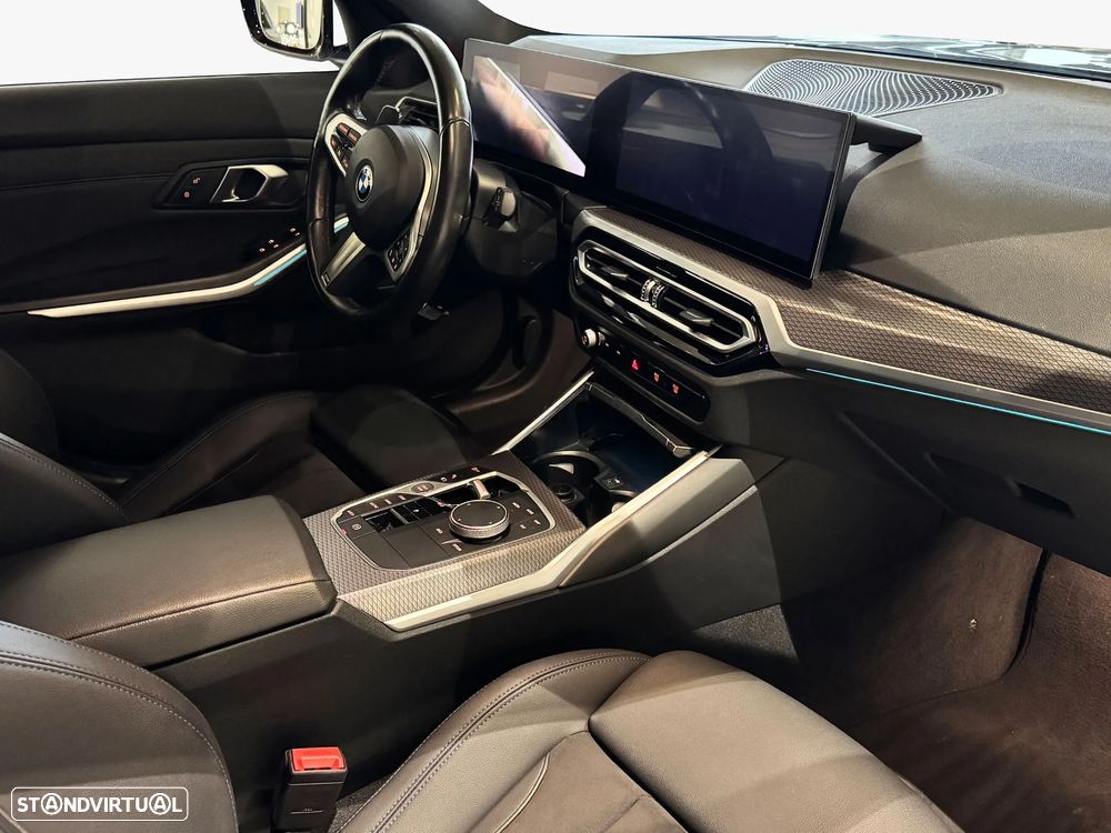 BMW 320 e Pack Desportivo M Auto - 14