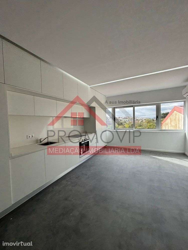 T0 para Arrendamento Centro de Santo Tirso - Grande imagem: 2/7