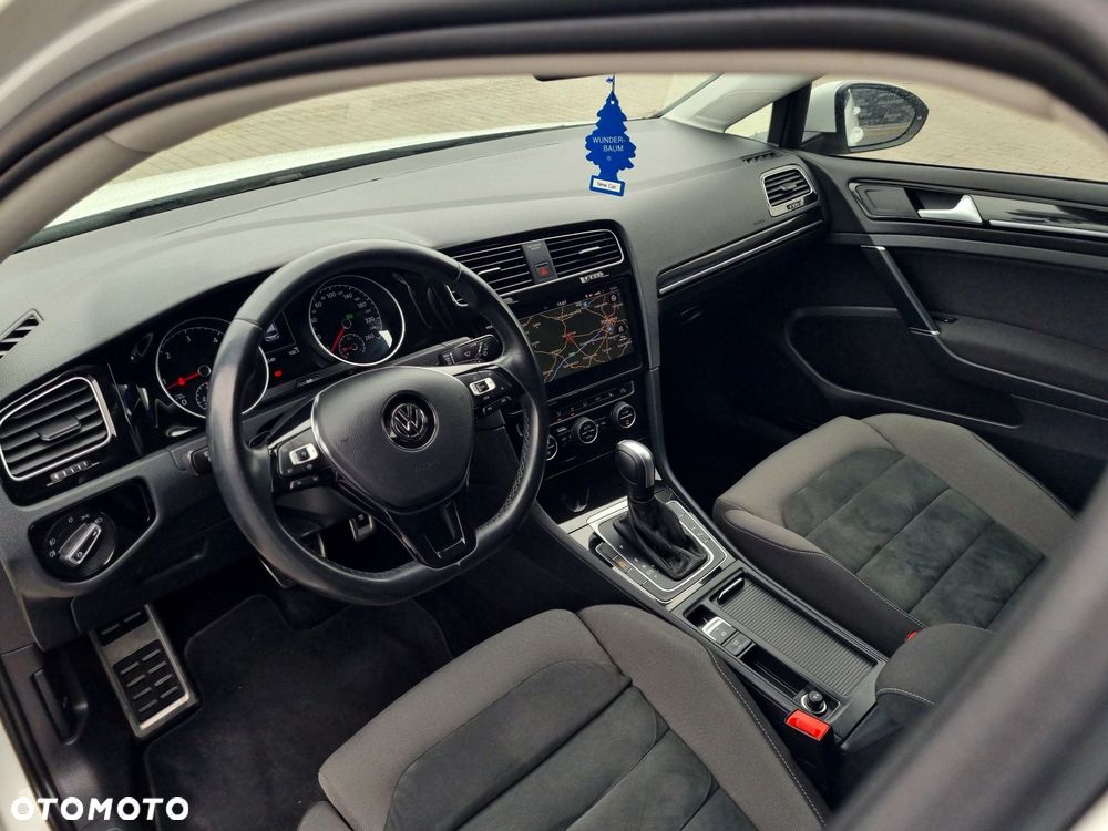 Volkswagen Golf 2.0 TDI BMT Highline DSG - 2
