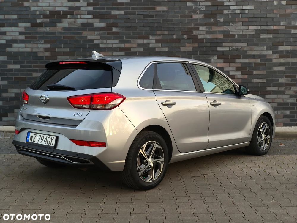 Hyundai i30 1.5 T-GDI 48V Smart - 6