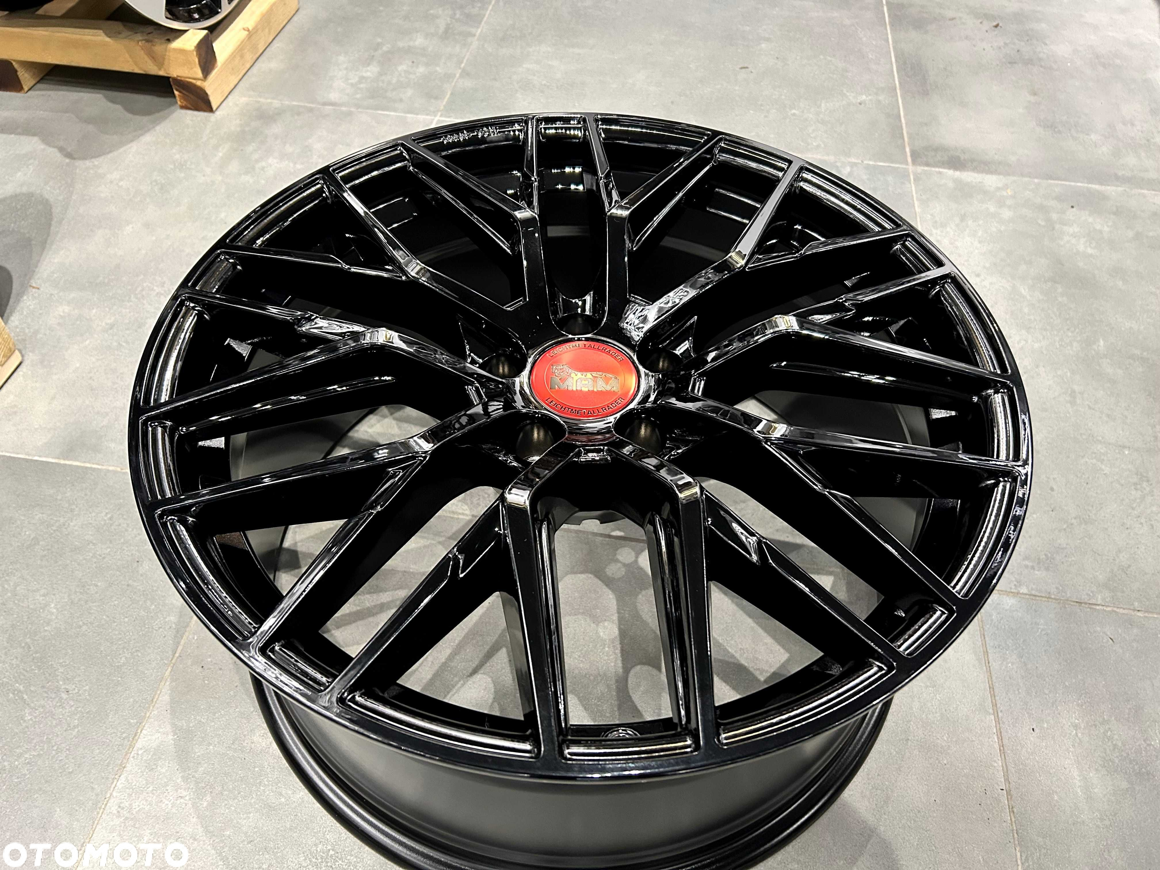 17 Felgi 5x112 MAM RS4 et35 Audi Skoda VW Seat - 6