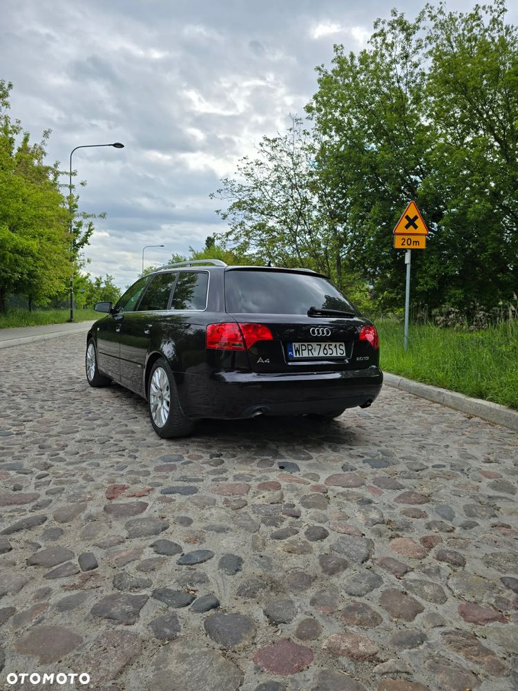 Audi A4 ver-avant-2-0-tdi-dpf-attraction - 11