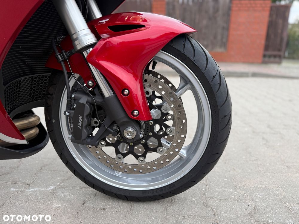Honda VFR - 5