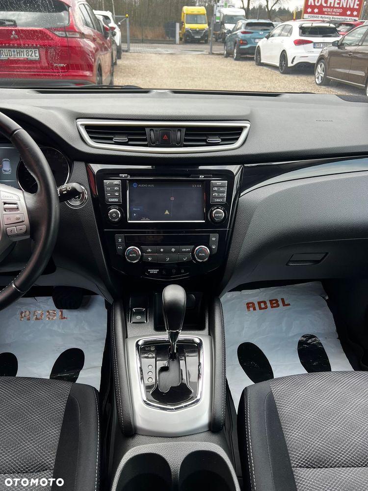 Nissan Qashqai 1.6 DCi Xtronic TEKNA - 22