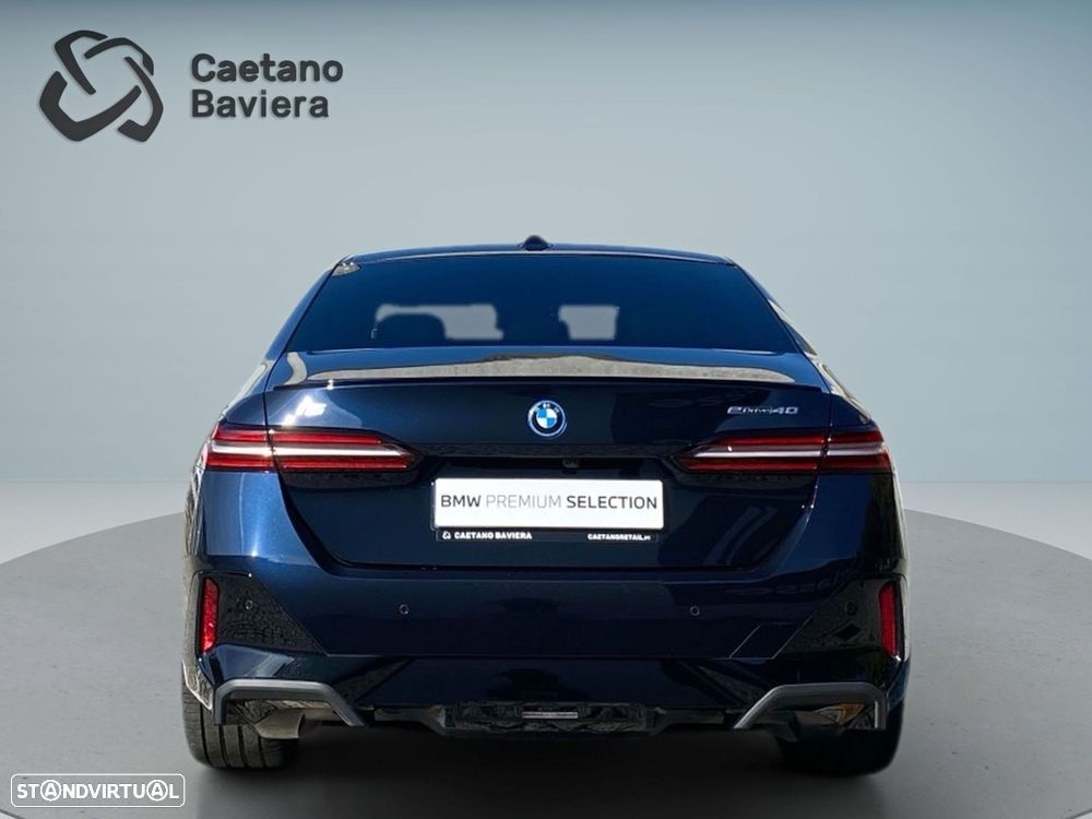 BMW i5 eDrive40 Pack Desportivo M - 22