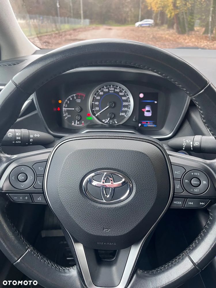 Toyota Corolla - 11