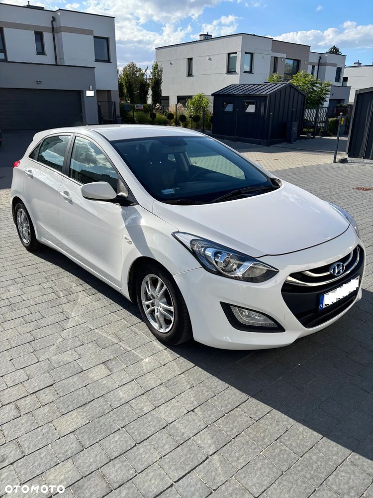 Hyundai i30 1.6 CRDi Classic + - 5