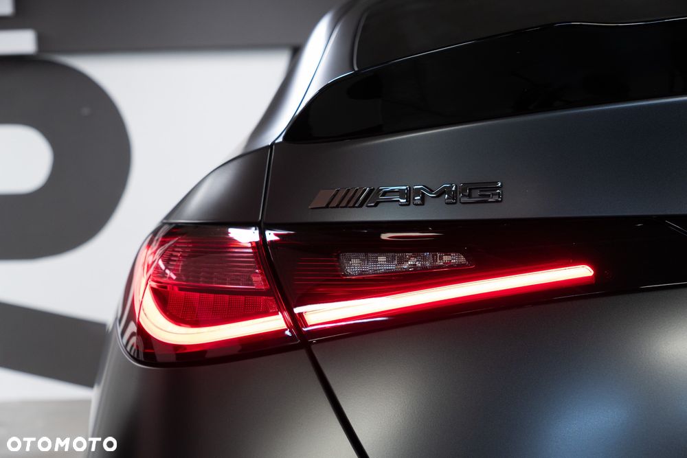 Mercedes-Benz GLC AMG 63 4Matic+ AMG Speedshift MCT Edition 1 - 18