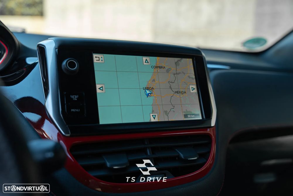 Peugeot 208 1.6 THP GTi - 16