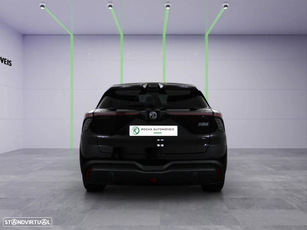 MG MG4 64 kWh Luxury - 4