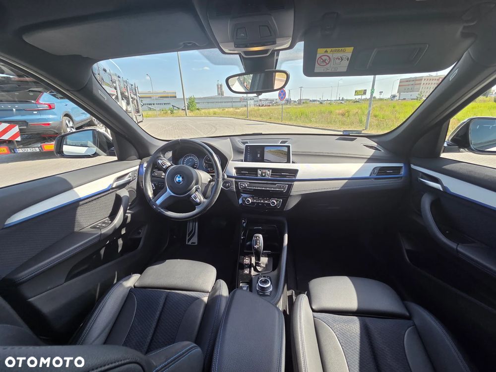 BMW X1 xDrive20i M Sport - 10