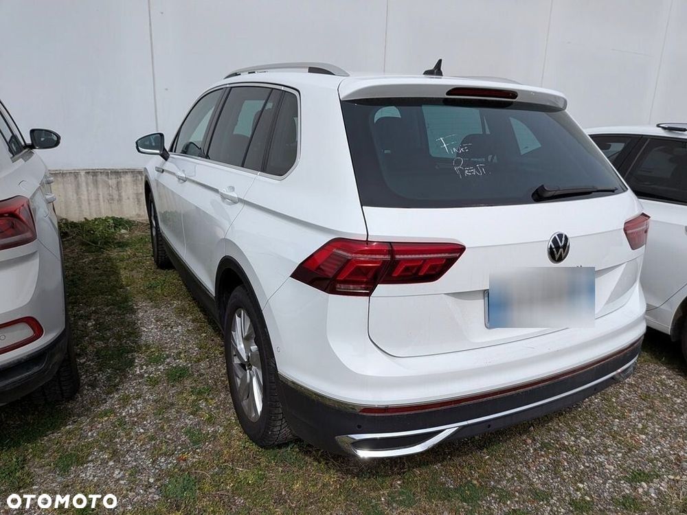 Volkswagen Tiguan - 4
