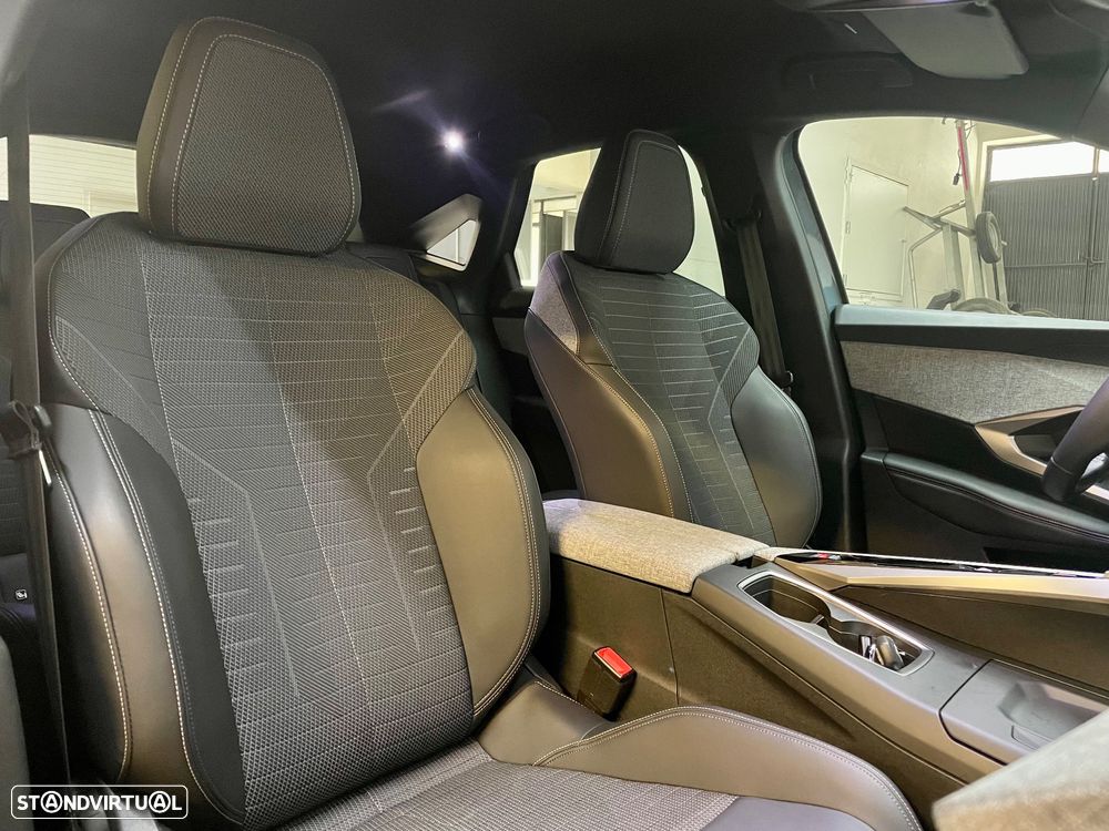 Peugeot 3008 1.2 Hybrid Allure Pack e-DCS6 - 35