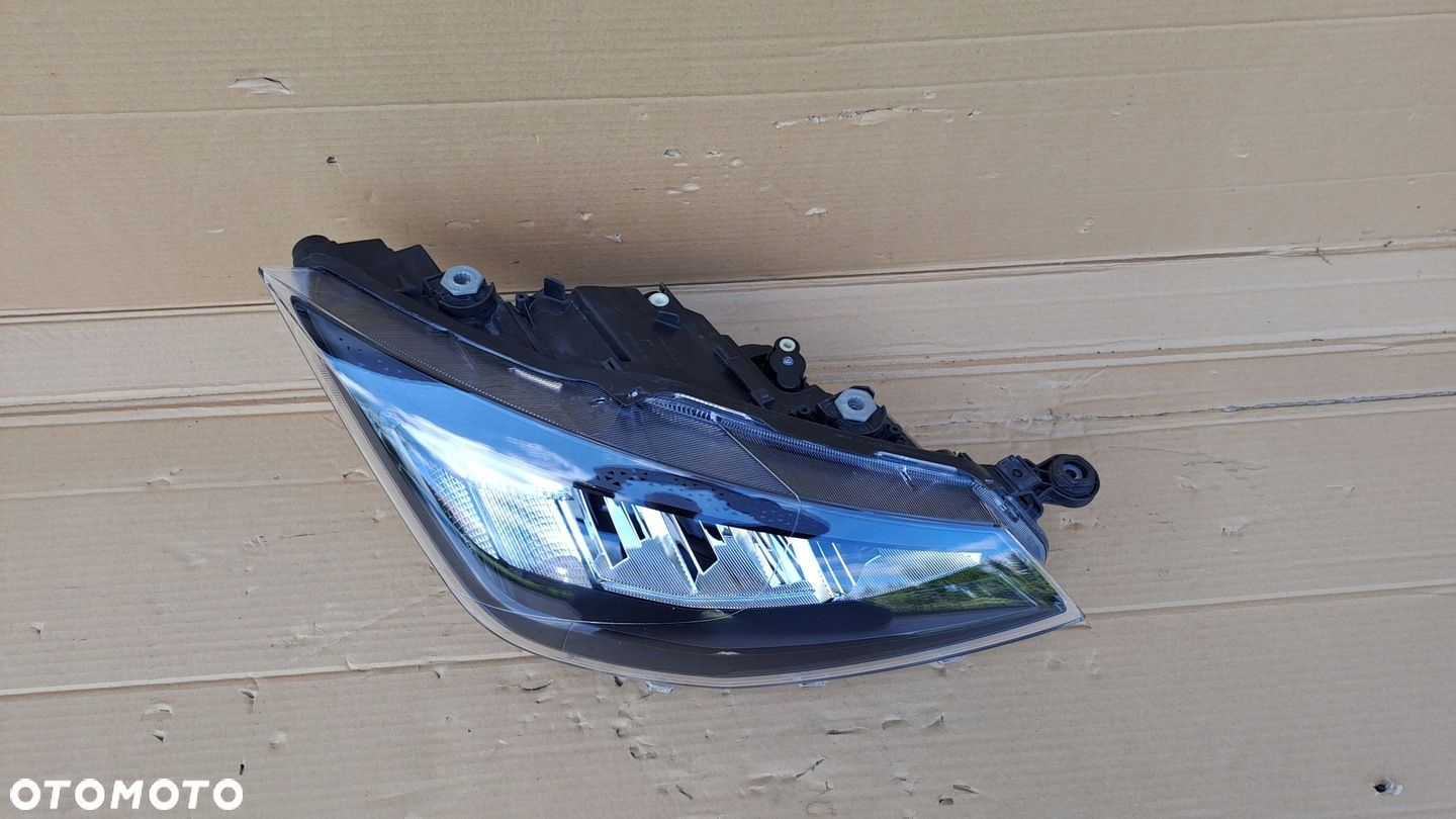 SEAT IBIZA 5 ARONA LIFT 23- PRAWA LAMPA LED 6F1941006F EUROPA UŻYWANA - 4