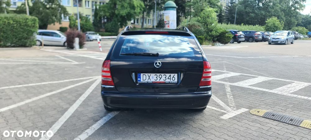 Mercedes-Benz Klasa C 200 Kompressor Automatik Avantgarde Sport Edition + - 6