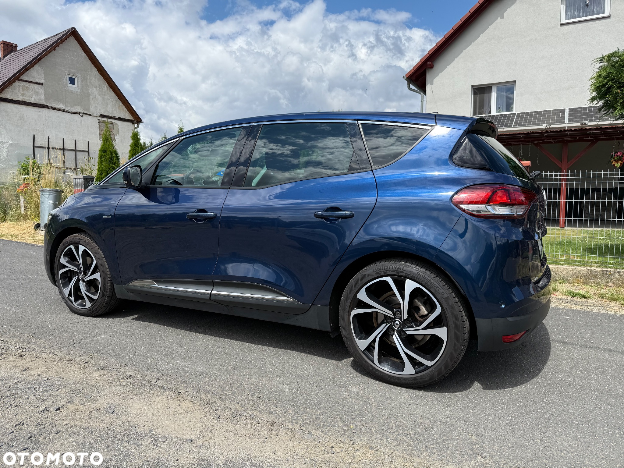 Renault Scenic ENERGY dCi 160 EDC BOSE EDITION - 9