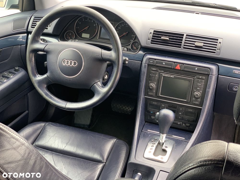 Audi A4 ver-3-0-quattro-tiptronic - 35
