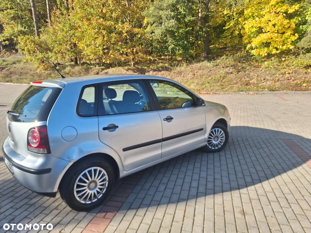 Volkswagen Polo 1.2 Tour Edition - 23