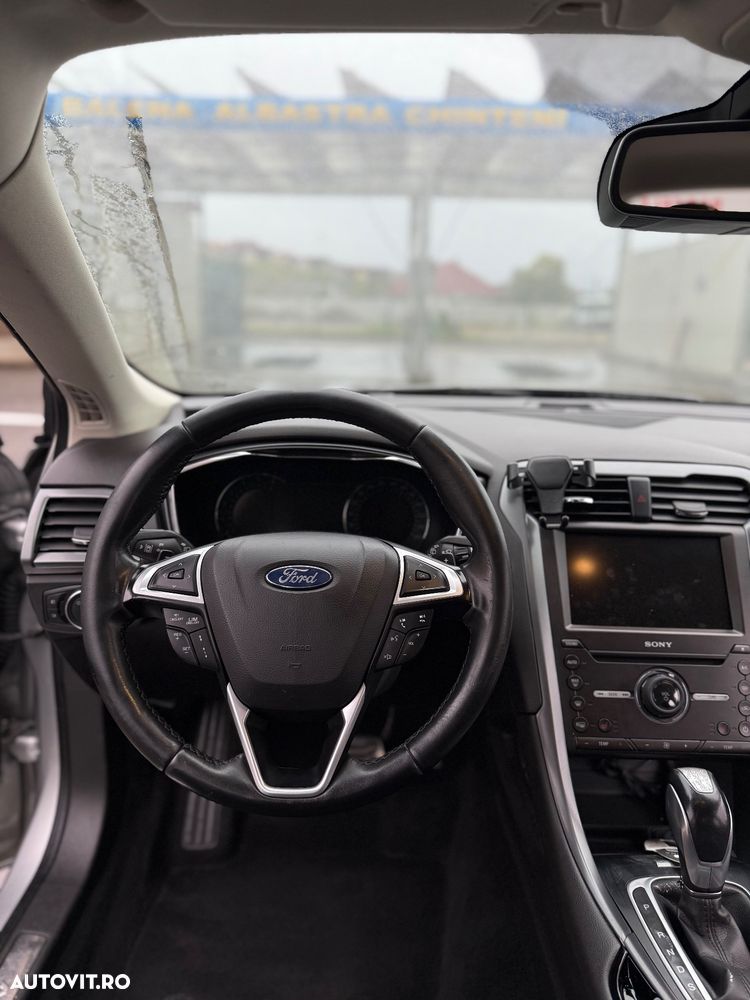 Ford Mondeo 2.0 TDCi Powershift Titanium - 20