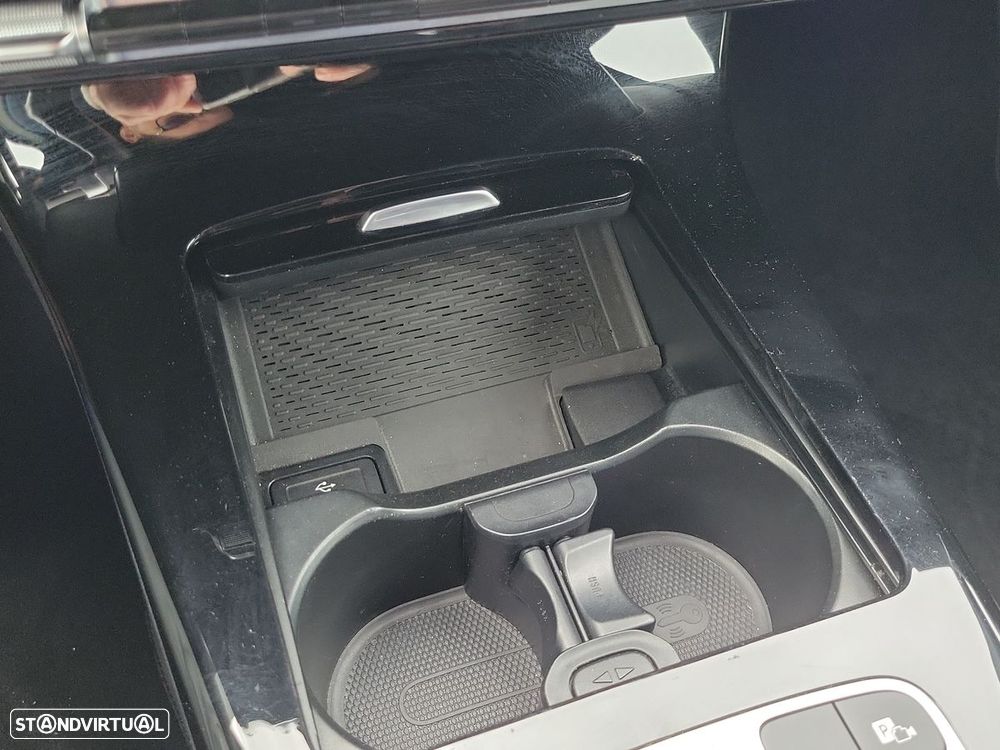 Mercedes-Benz A 250 e AMG Line - 21