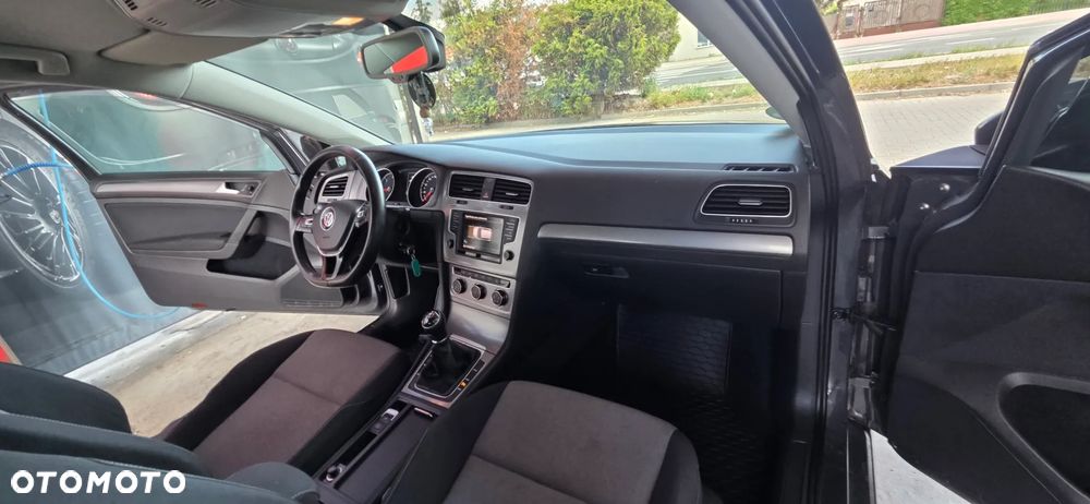 Volkswagen Golf 1.6 TDI BMT Highline - 31