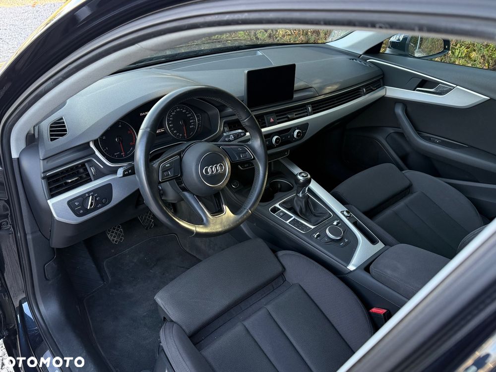 Audi A4 Avant - 11