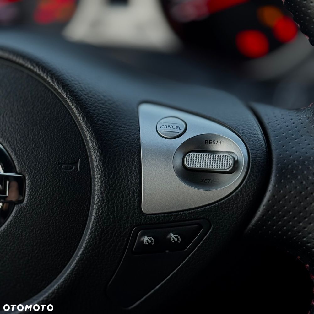 Nissan Juke - 25