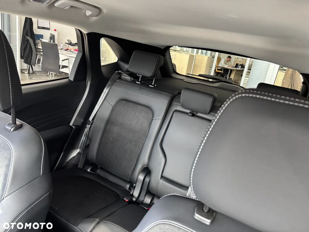 Ford Kuga 2.5 Duratec FHEV ST-LINE X - 15