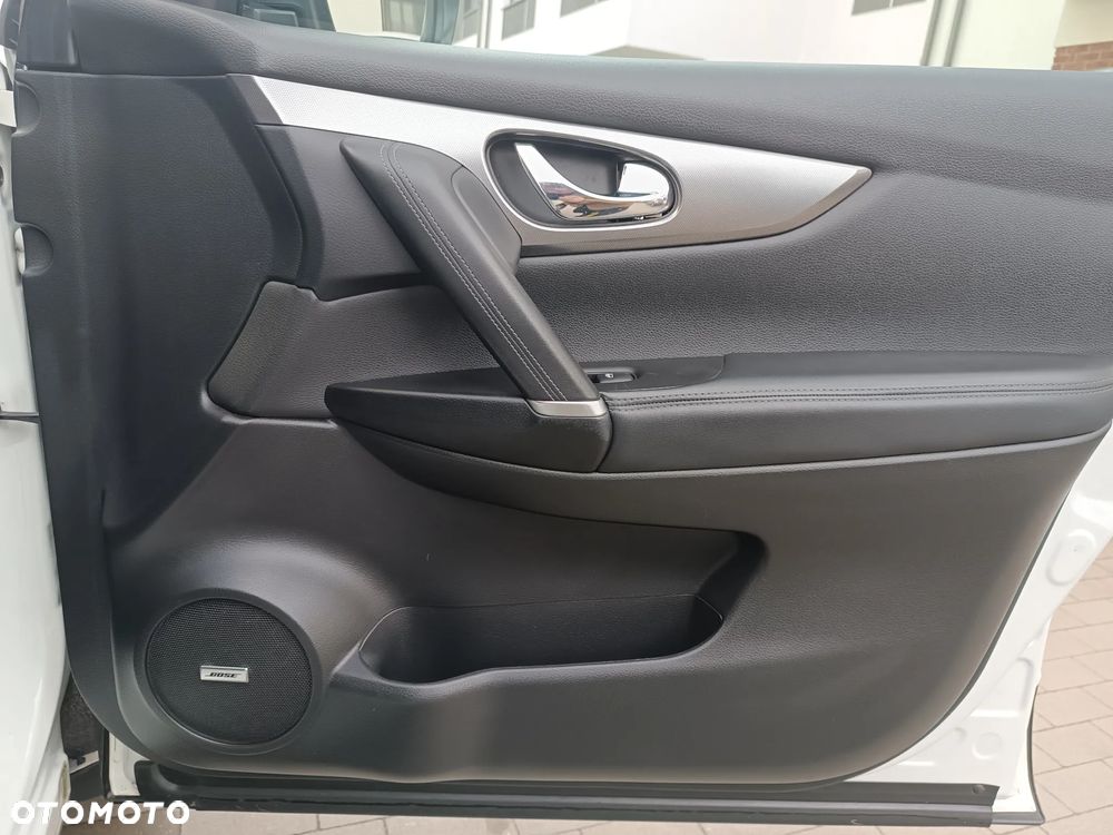 Nissan Qashqai 1.6 DCi TEKNA+ - 24