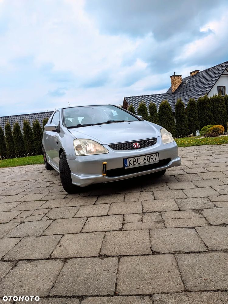 Honda Civic 1.6i ES - 1