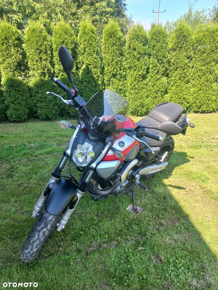 Yamaha MT - 2